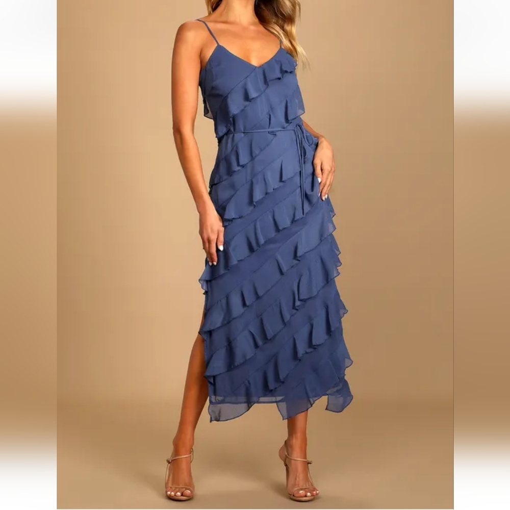 NWOT LULU'S Dusty Blue Tiered Ruffled Midi Dress Medium